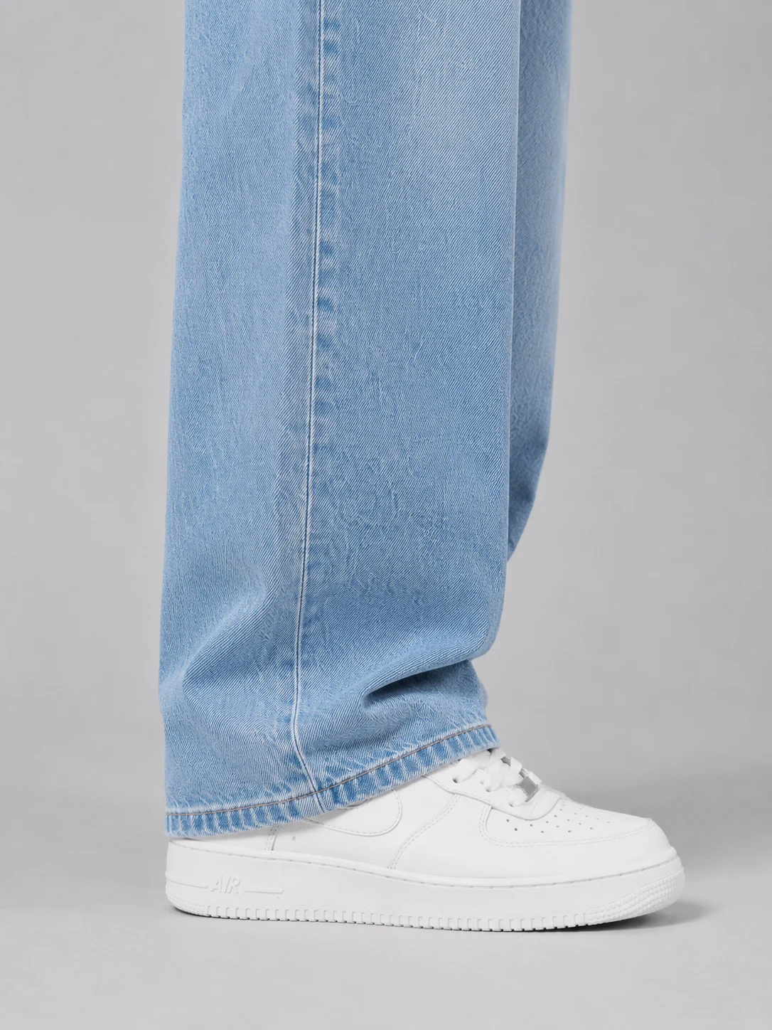 Light Blue Wide-Leg Jeans preview